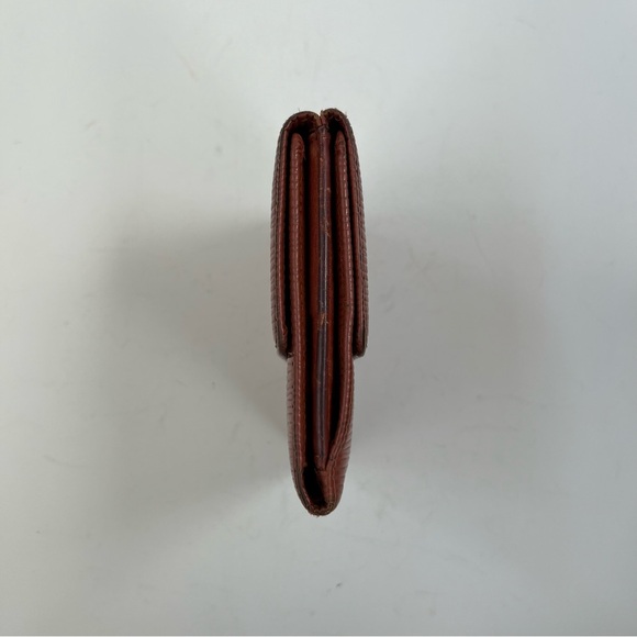 Authentic Louis Vuitton Men’s Burnt Orange Epi Leather Trifold Wallet - Picture 3 of 16